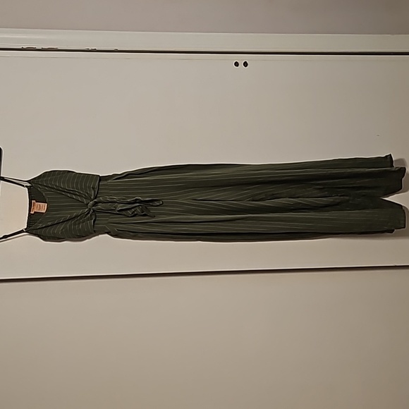 Jumpsuit - Picture 1 of 2
